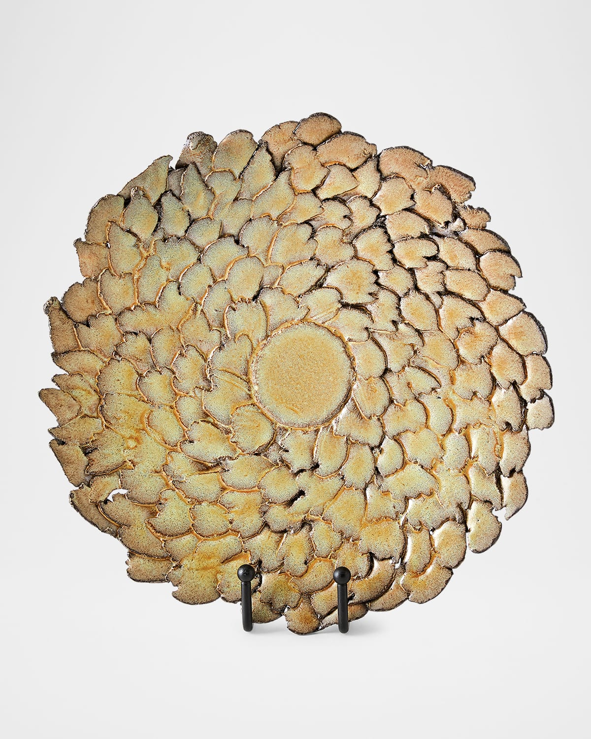 Global Views Petaled Pedestal Plate In Natural