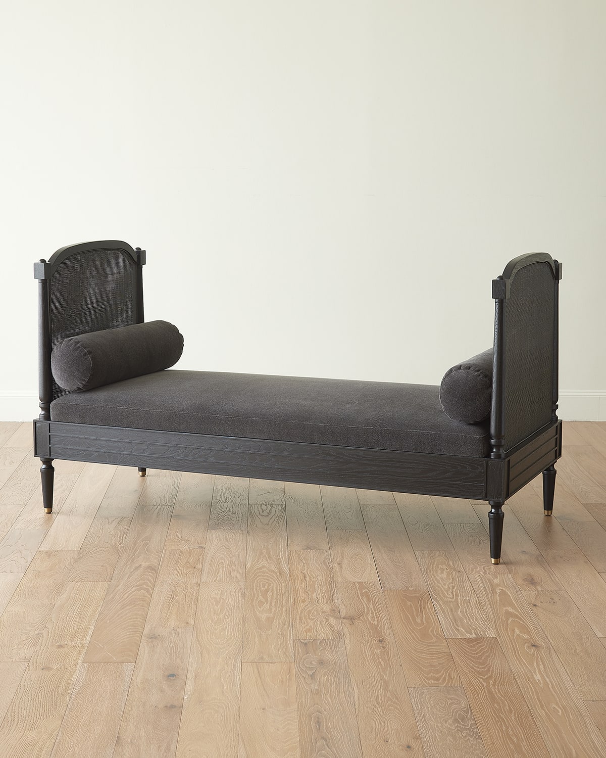 Global Views Josephine Daybed, Black In Black
