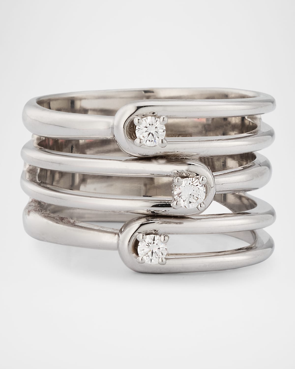 18K White Gold Anima Ring with 3 Diamonds, Size 7