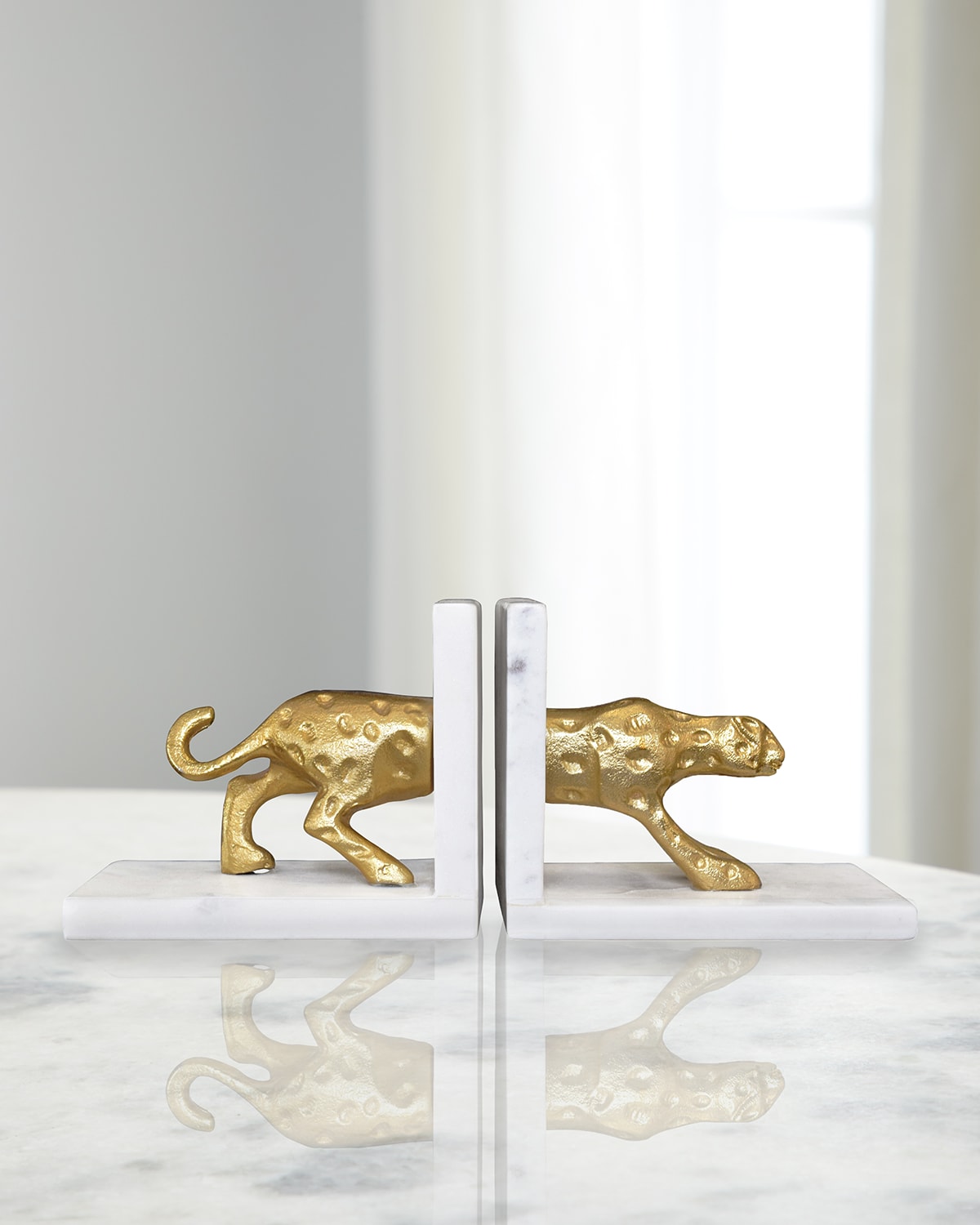 Worlds Away Leon Leopard Bookends Pair In Gold