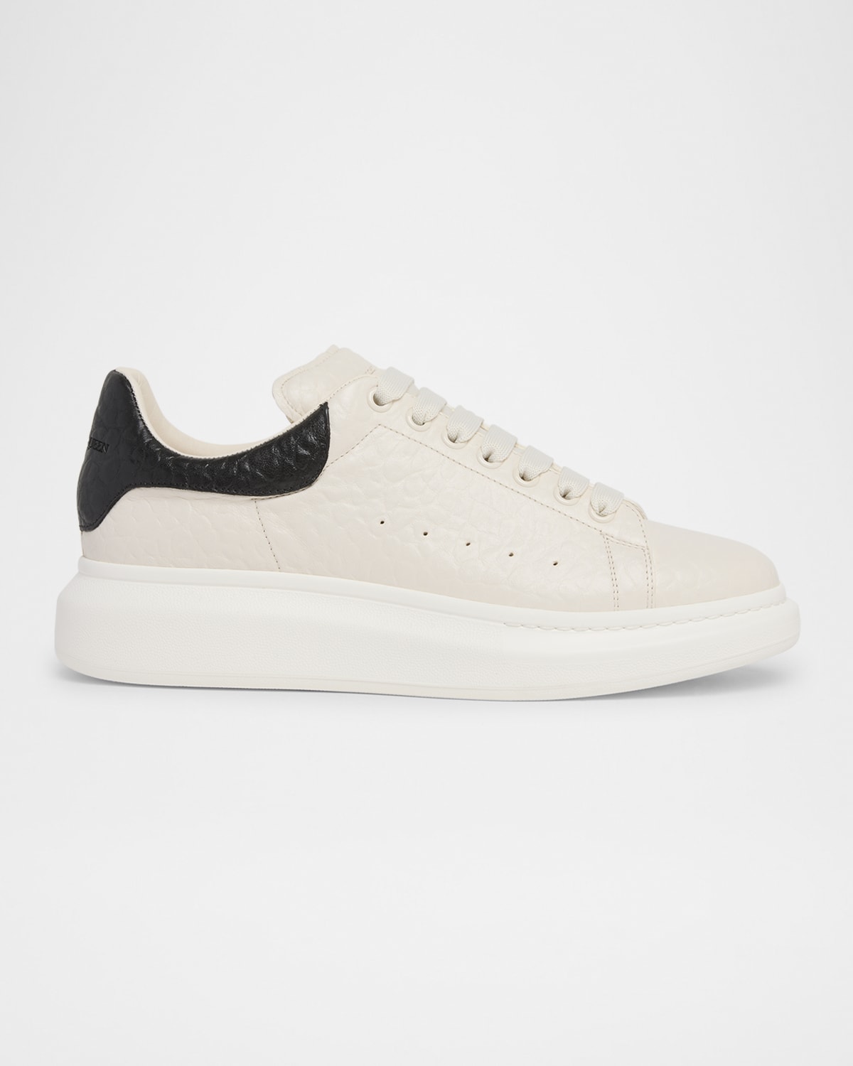 Alexander Mcqueen Men's Oversized Grainy Leather Low-top Sneakers In Naturlblk