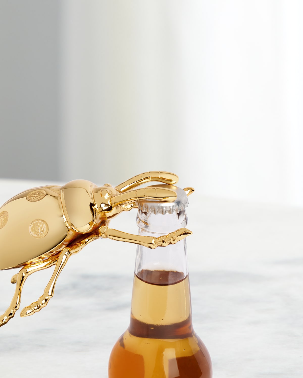 L'objet Ladybug Bottle Opener In Gold