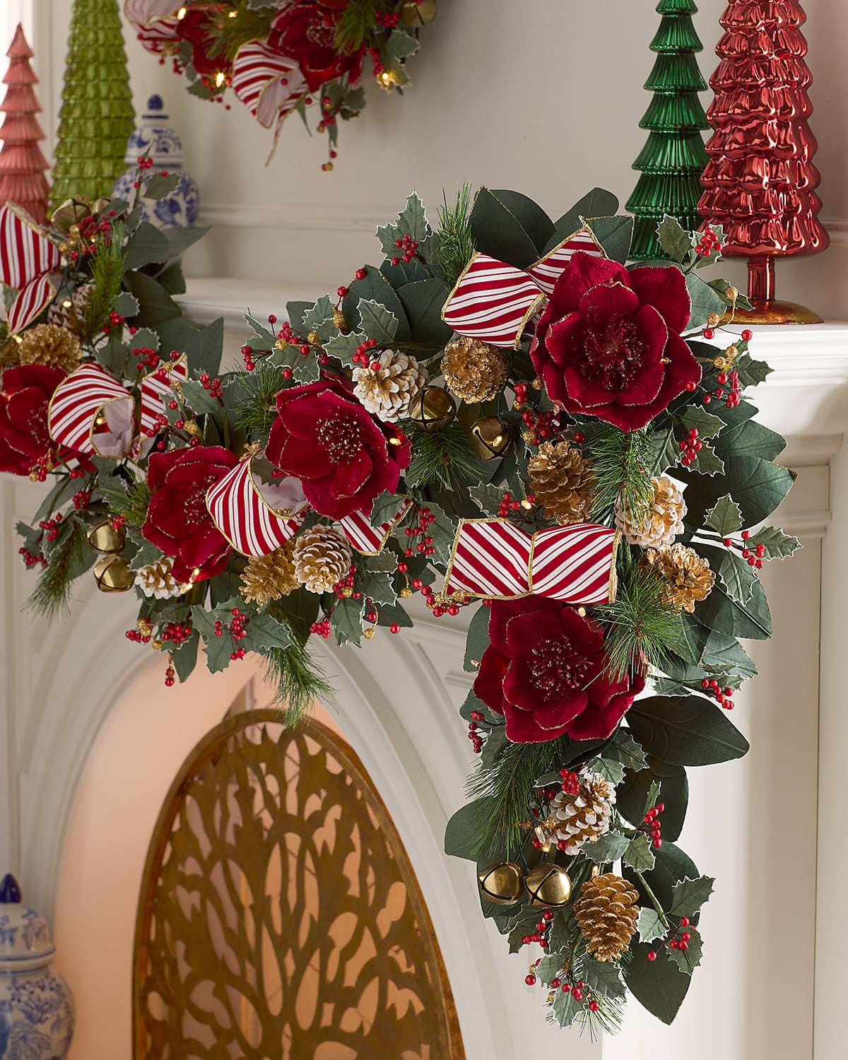 Neiman Marcus Pre-lit Classic Christmas Garland, 72"