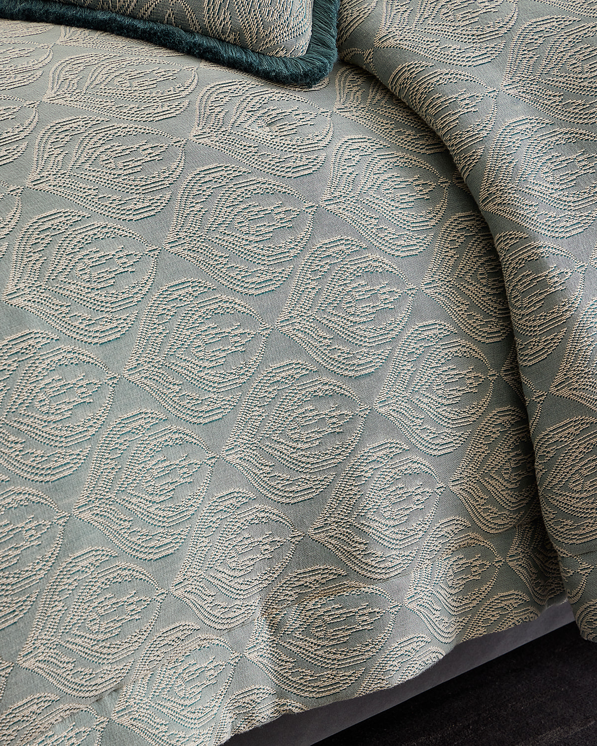 Haremlique Istanbul Lumina Queen Bed Cover