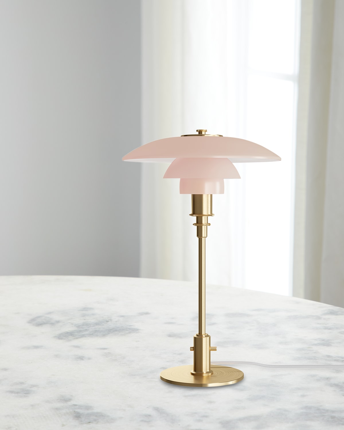 Louis Poulsen Ph 3/2 Table Lamp In Pale Rose