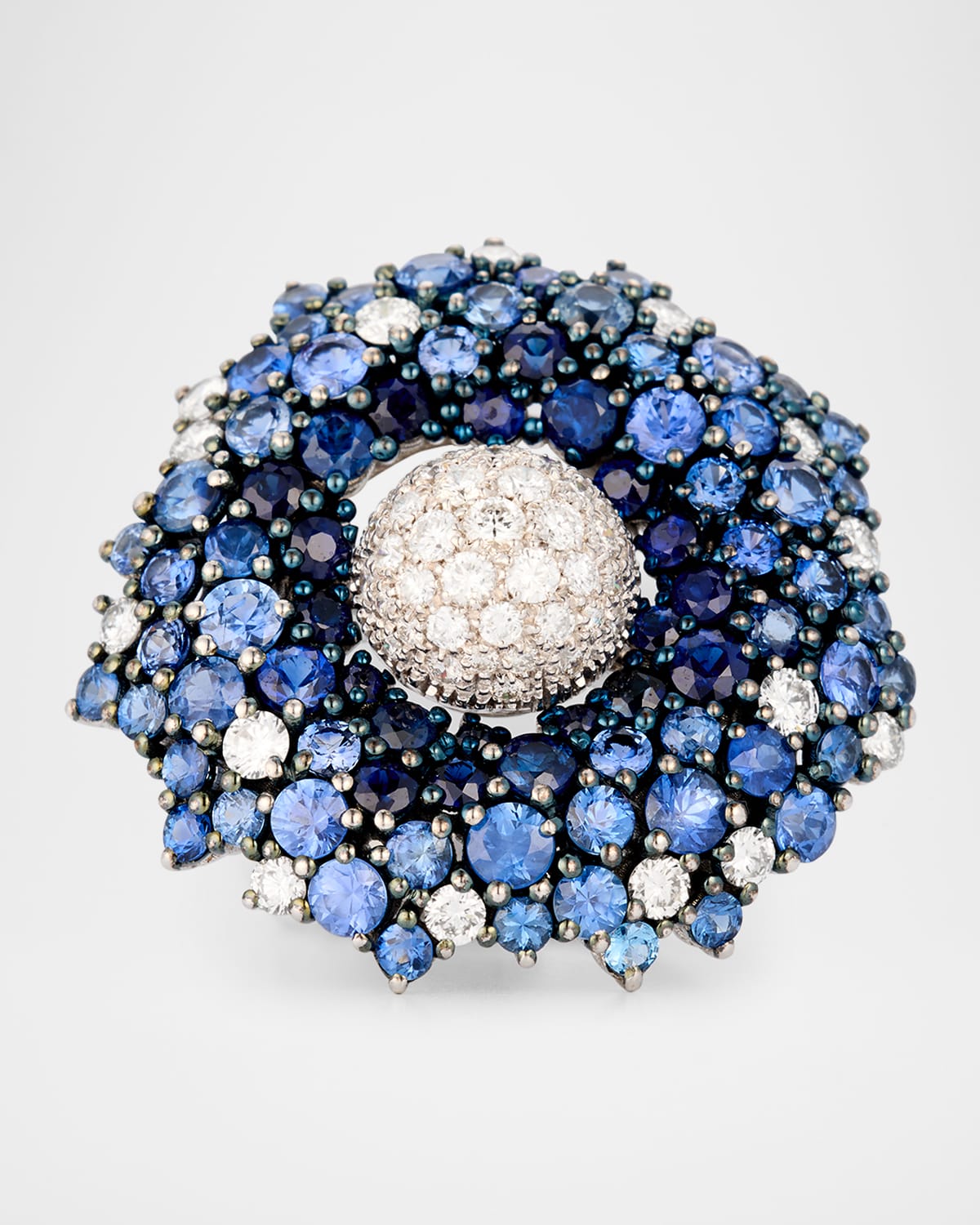 18K White Gold Cluster Ring with White Diamonds and Blue Sapphires