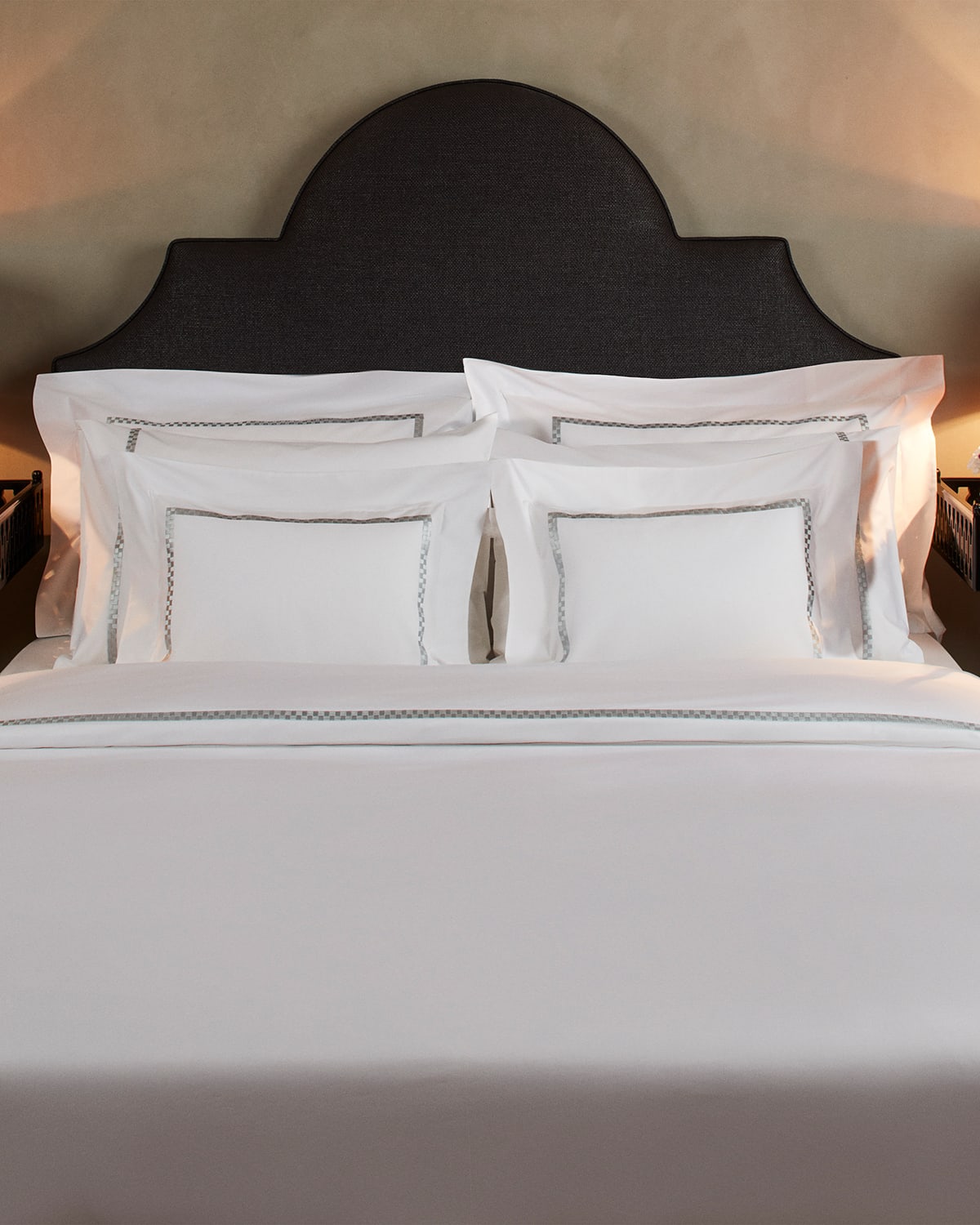 Haremlique Istanbul Suadiye Standard Shams, Set Of 2