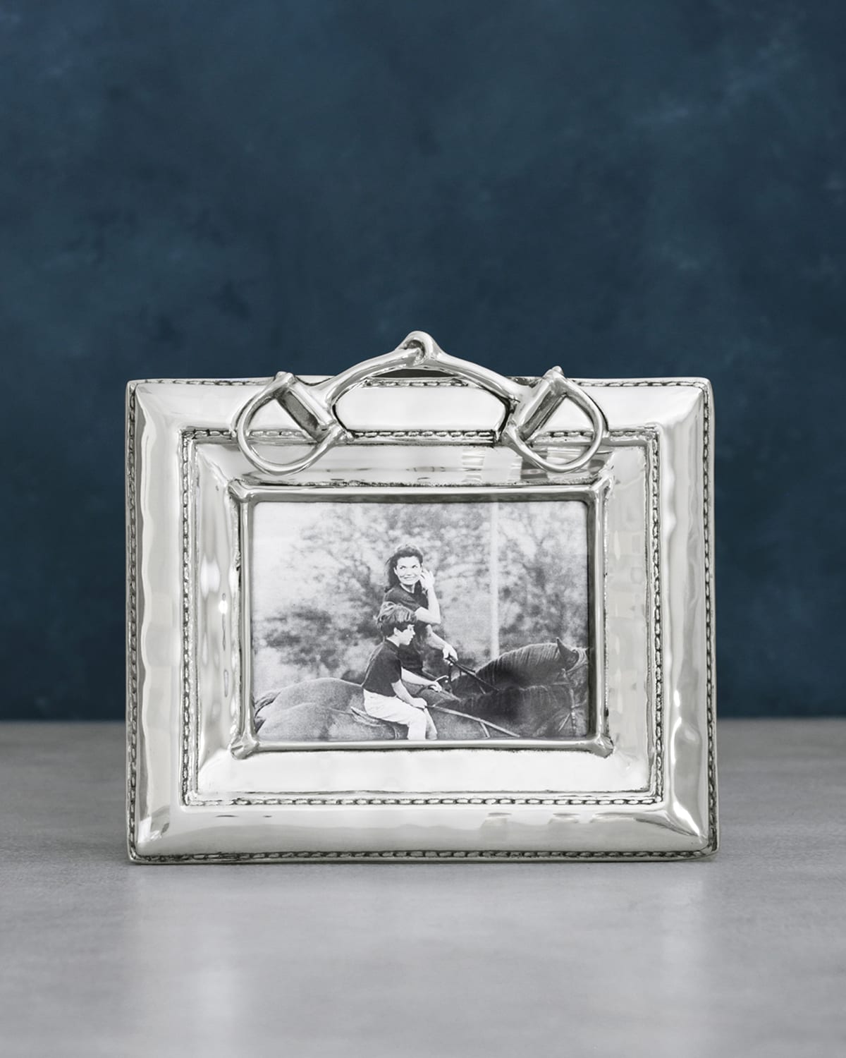 Beatriz Ball Frame Western Equestrian Snaffle Bit Frame, 5" X 7"