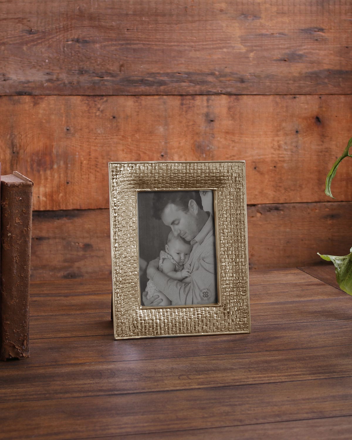 Beatriz Ball Frame Sierra Modern Nassau Frame, 5" X 7" In Gold