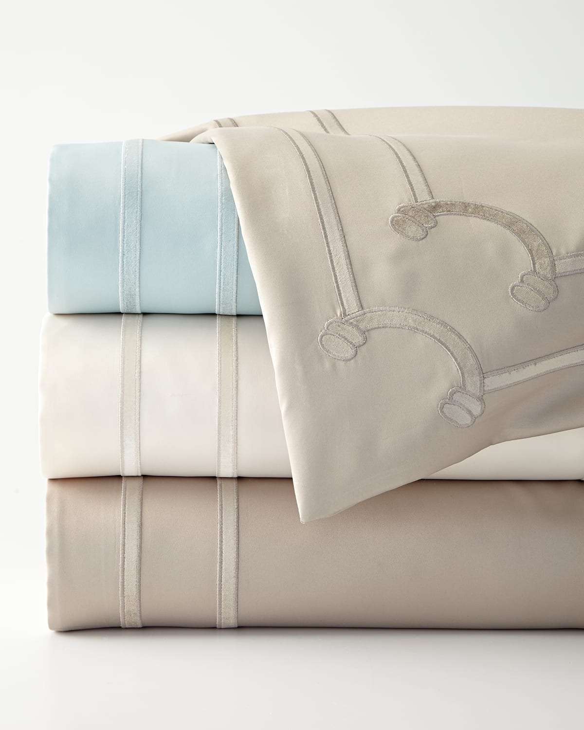 Lili Alessandra Vendome Duvet Cover