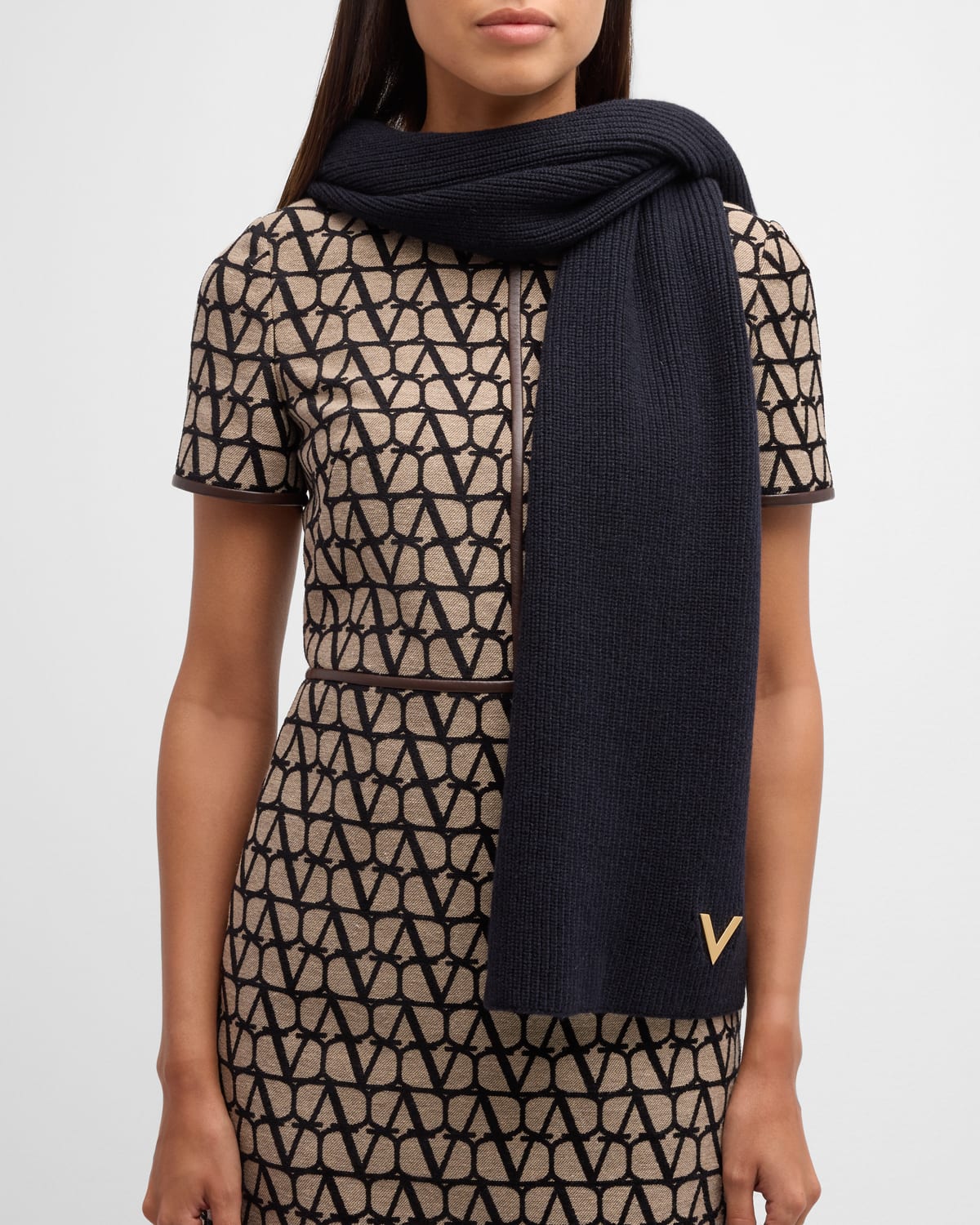 Valentino Bandeaux Knit Cashmere Scarf In Navy