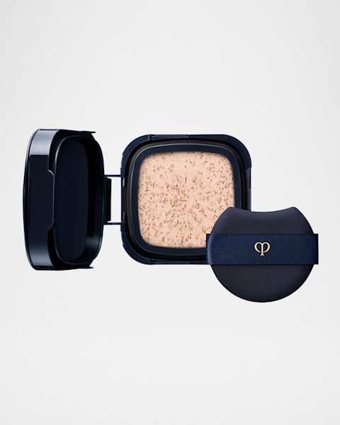 Cle de Peau Beaute Refining Pressed Powder | Neiman Marcus