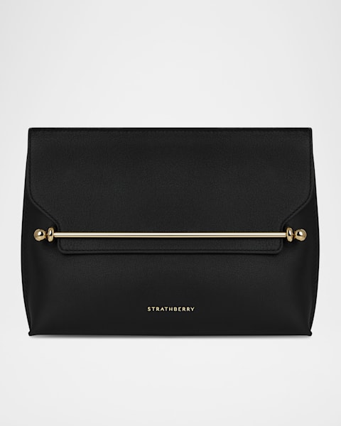 【関税込み】LARGE VOYOU EAST WEST ロゴ入り バッグ Large Voyou bag in grained leather in - black | Givenchy US