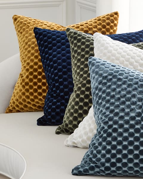 Markle Throw Pillow 