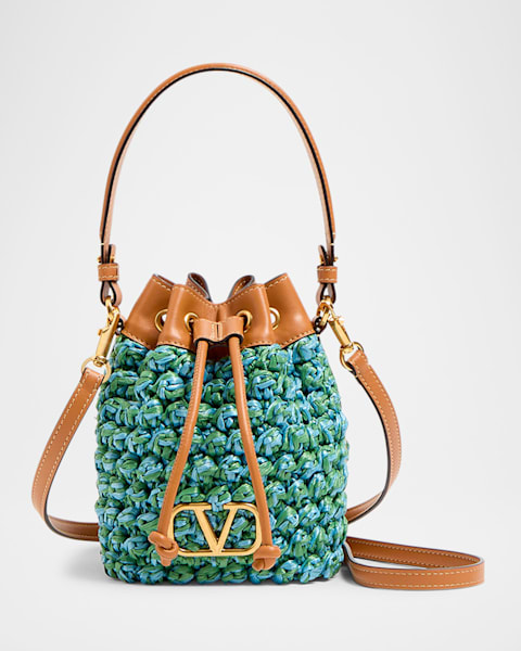 VALENTINO正規品/送料/関税込み Rockstud Drawstring Bucket Bag Valentino Garavani Rockstud Drawstring Leather Bucket Bag
