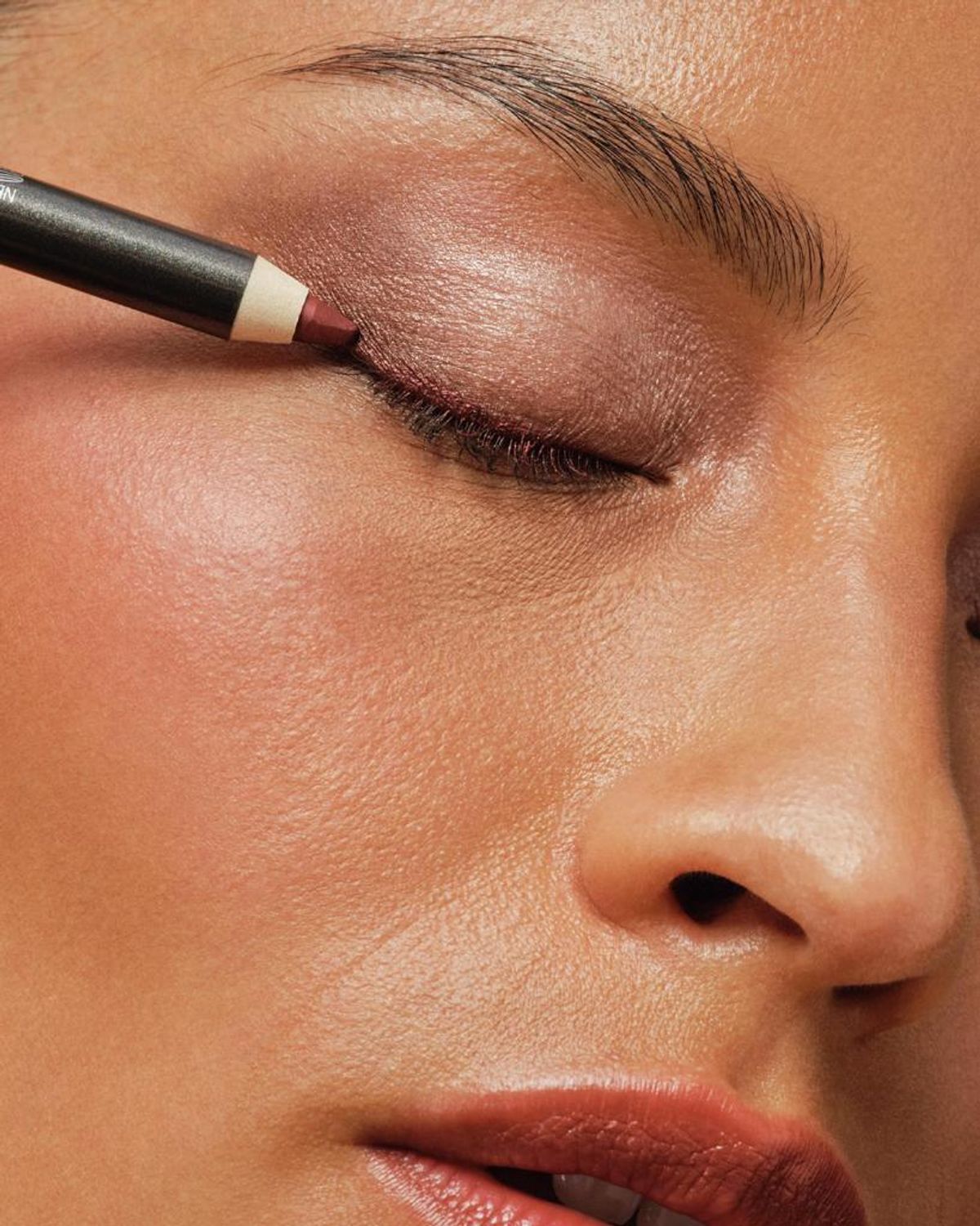 Chantecaille Luster Glide Eye Pencil In Multi