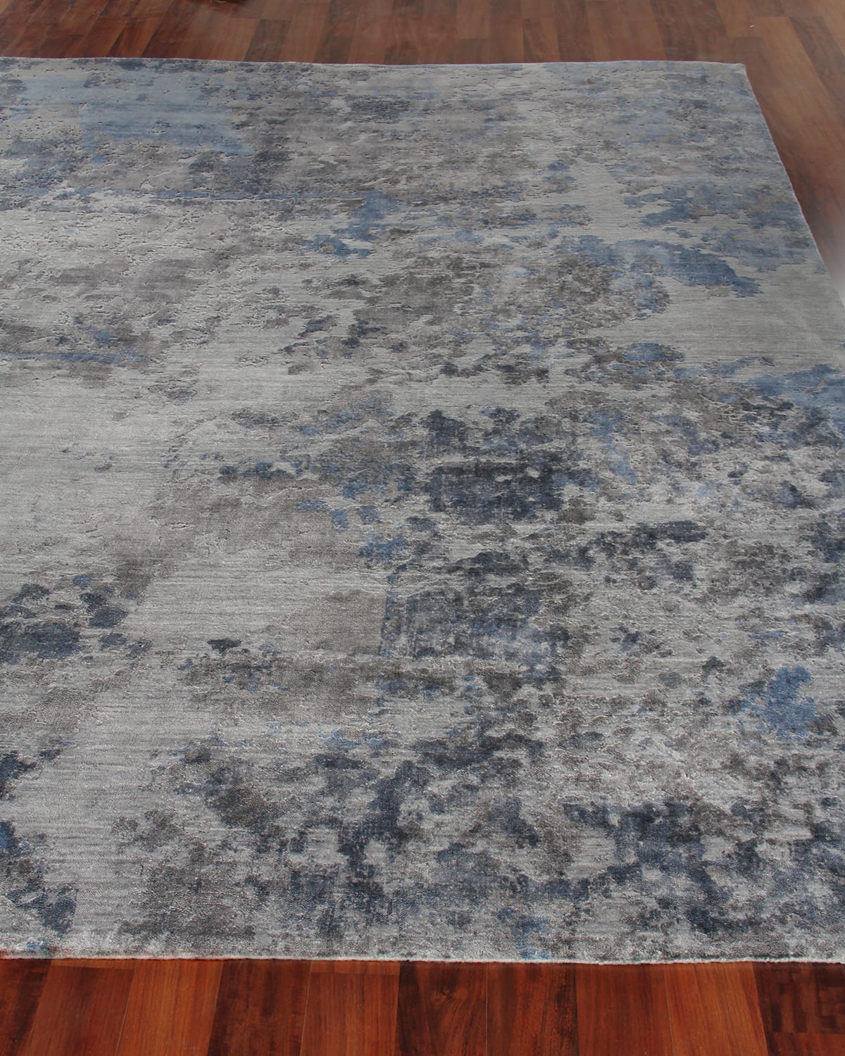 Exquisite Rugs Dughlas HandKnotted Rug, 8' x 10' Neiman Marcus