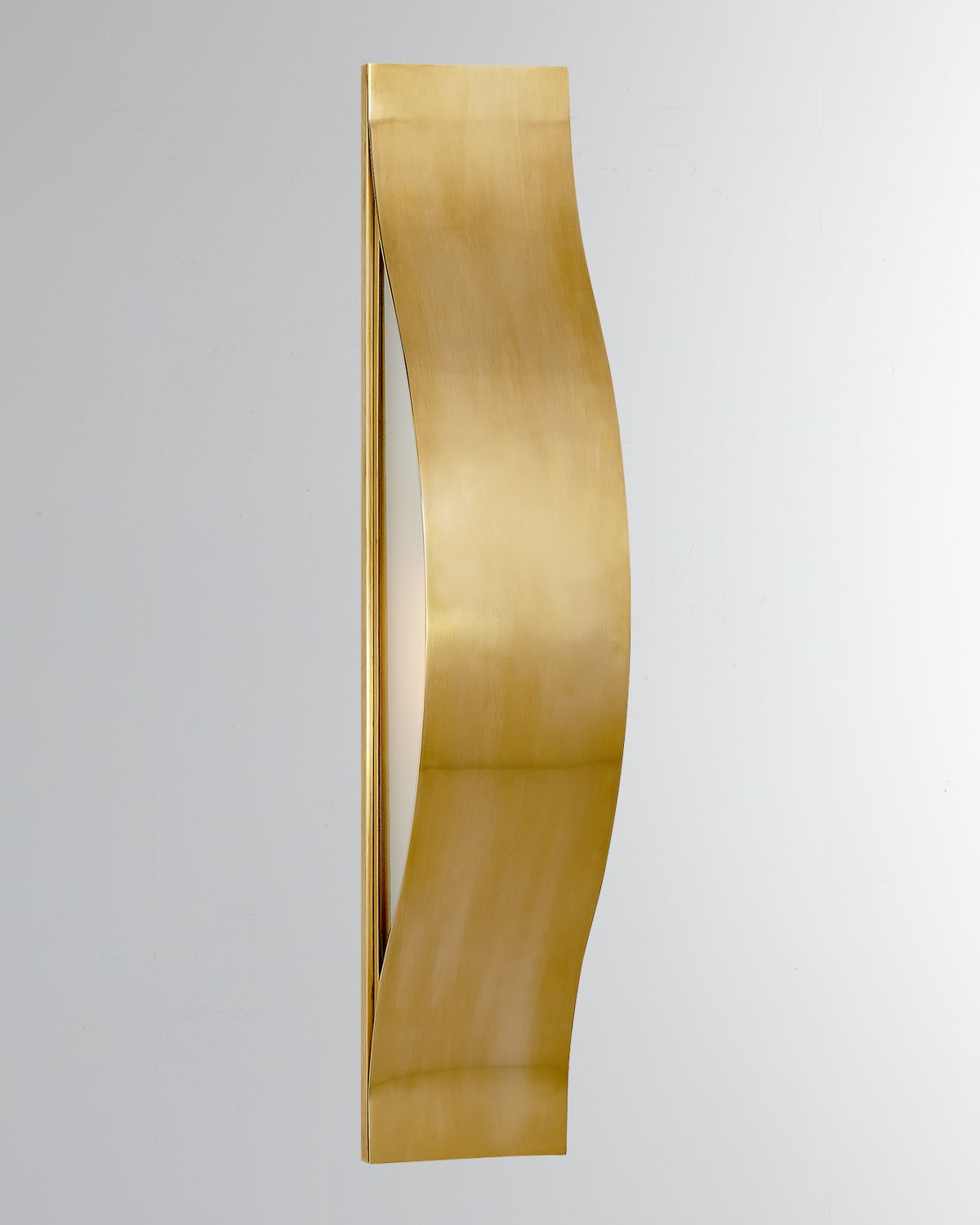 Visual Comfort Signature Avant Large Curved Sconce By Kelly Wearstler ...