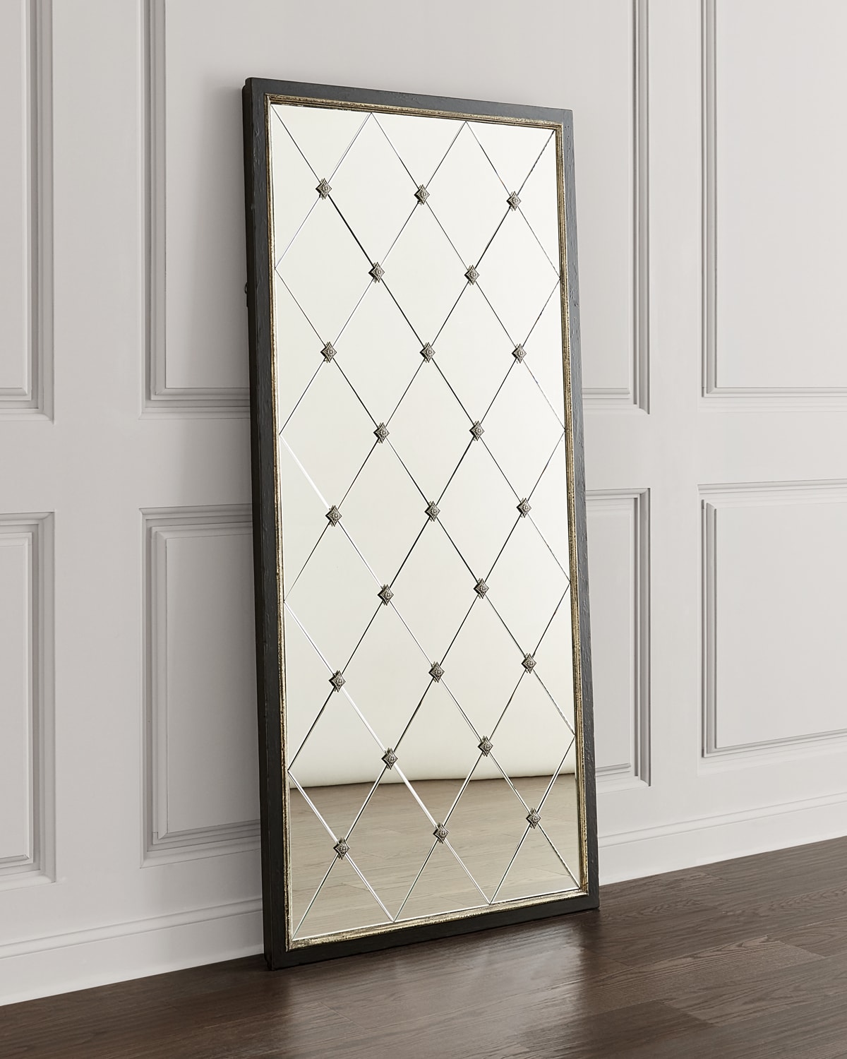 Hooker Furniture Traditions Floor Mirror With Hidden Jewelry Storage
