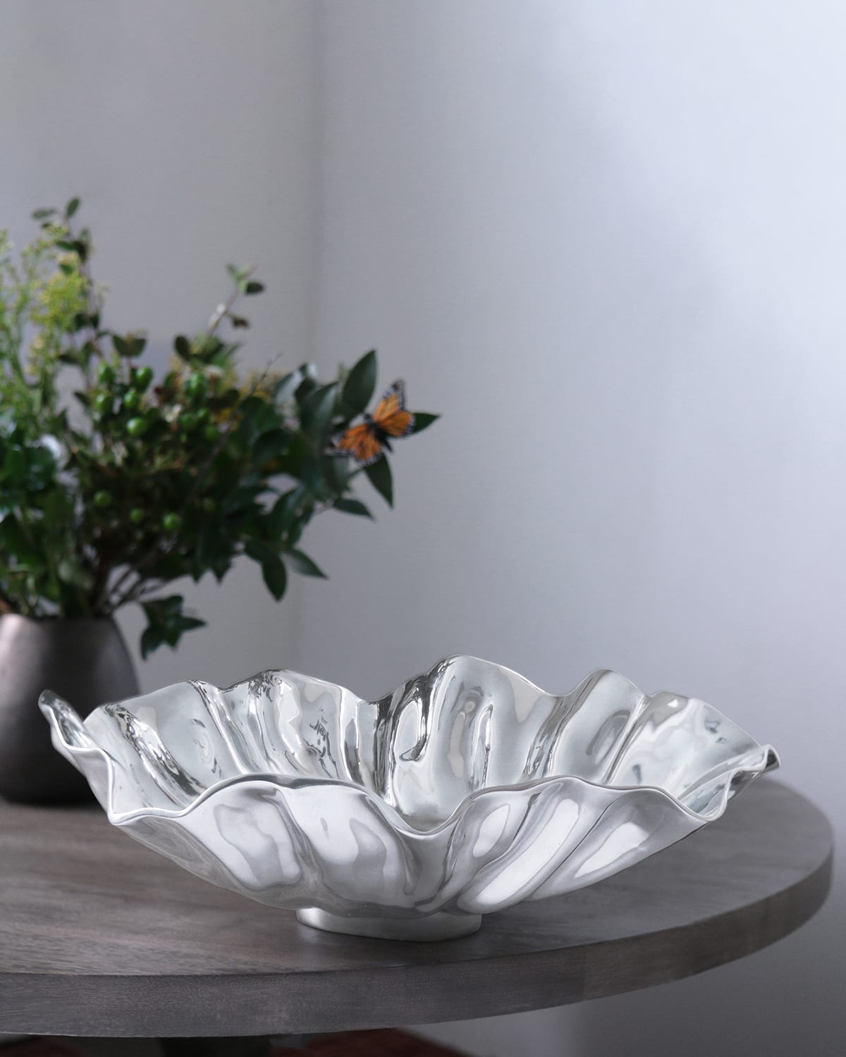 Beatriz Ball - Resin Sorbet Large Wavy Round Bowl - Coconut main image 0