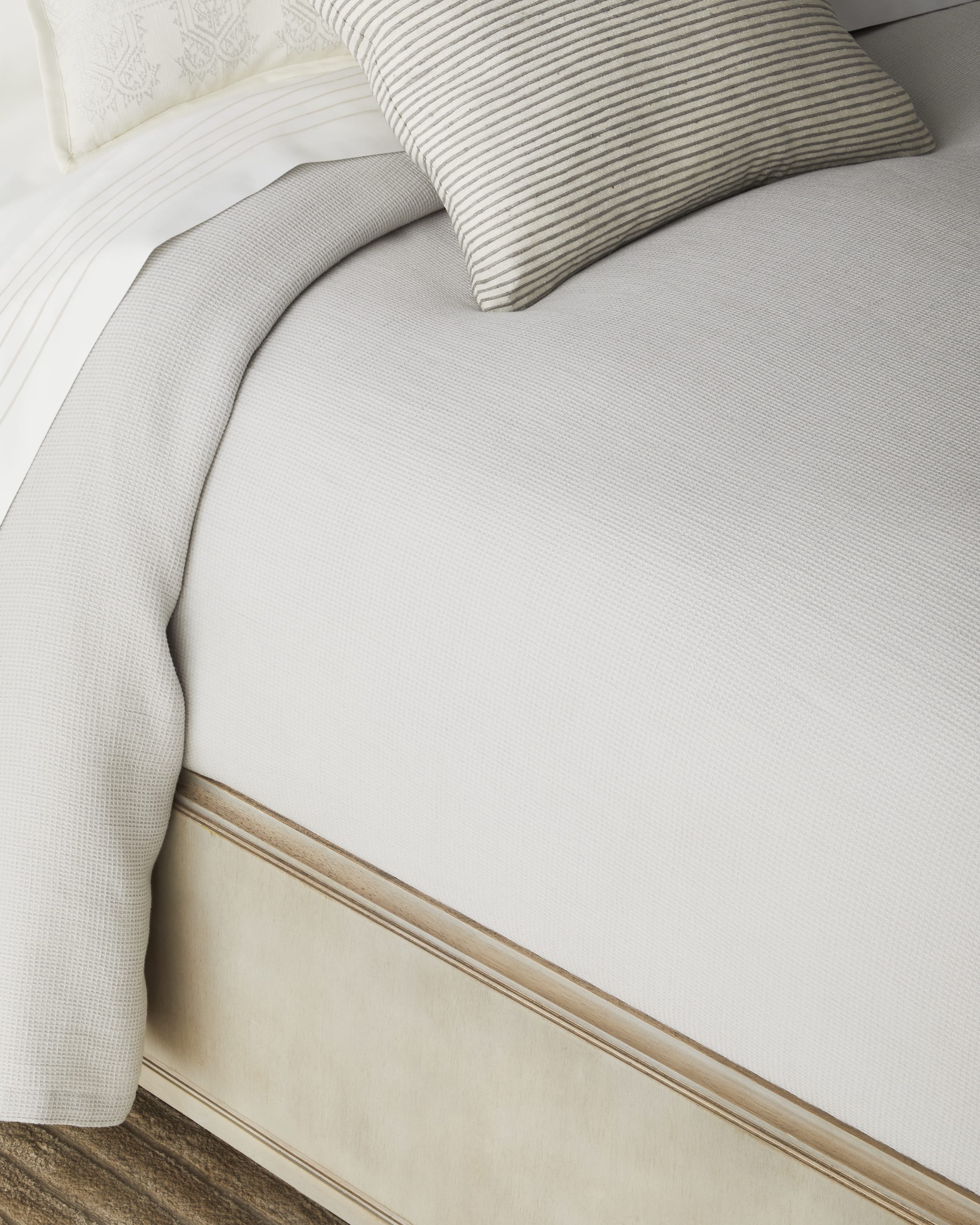 Ralph Lauren Home Ariel Full/Queen Blanket Neiman Marcus