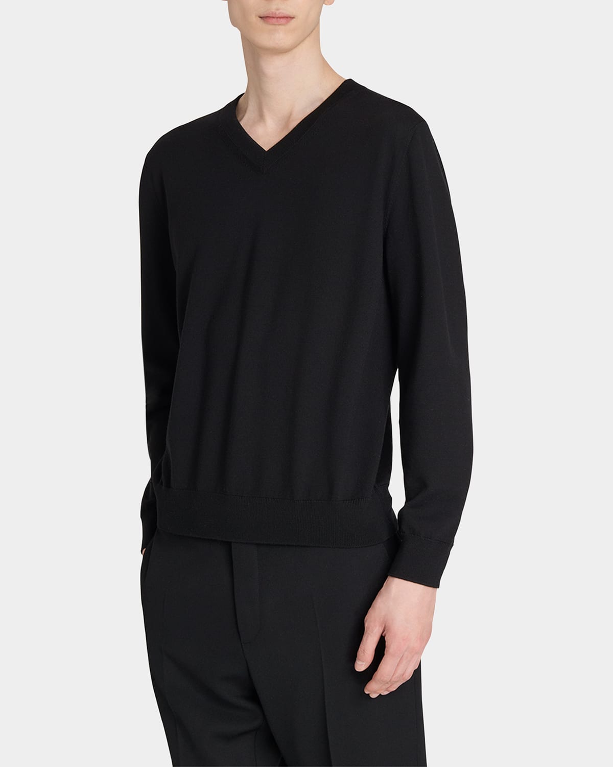 TOM FORD Men's Cashmere V-Neck Sweater | Neiman Marcus