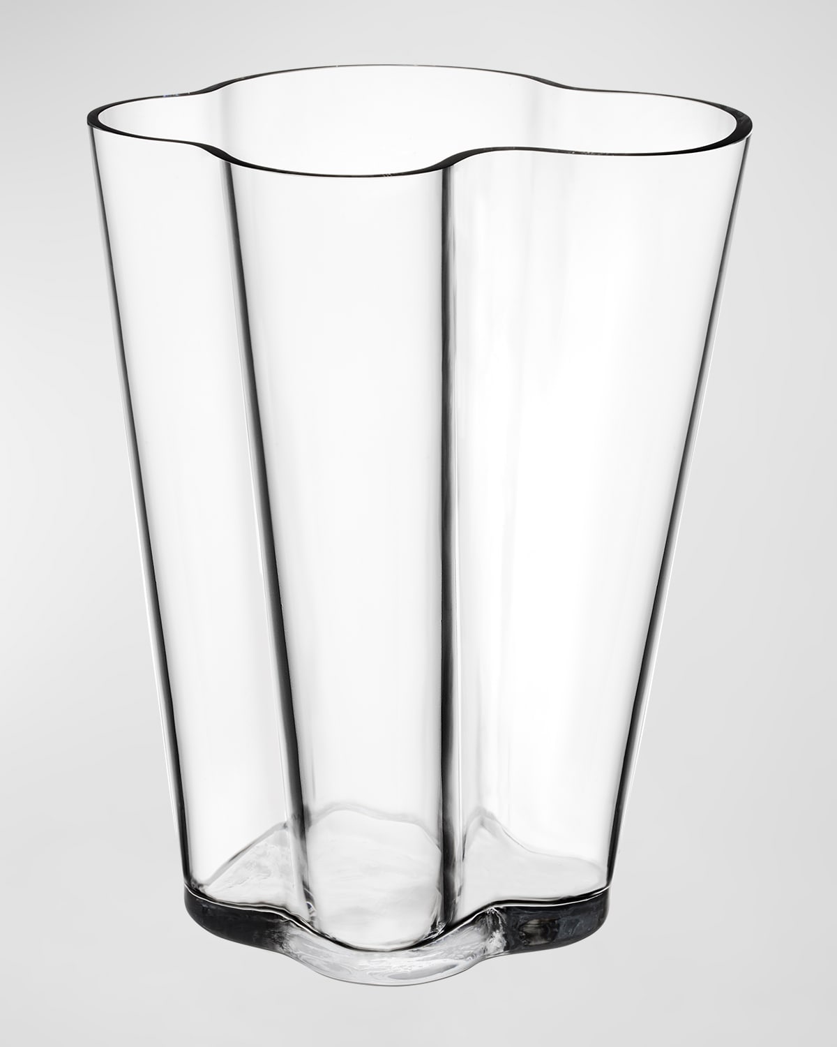 iittala-aalto-vase-6-3-neiman-marcus