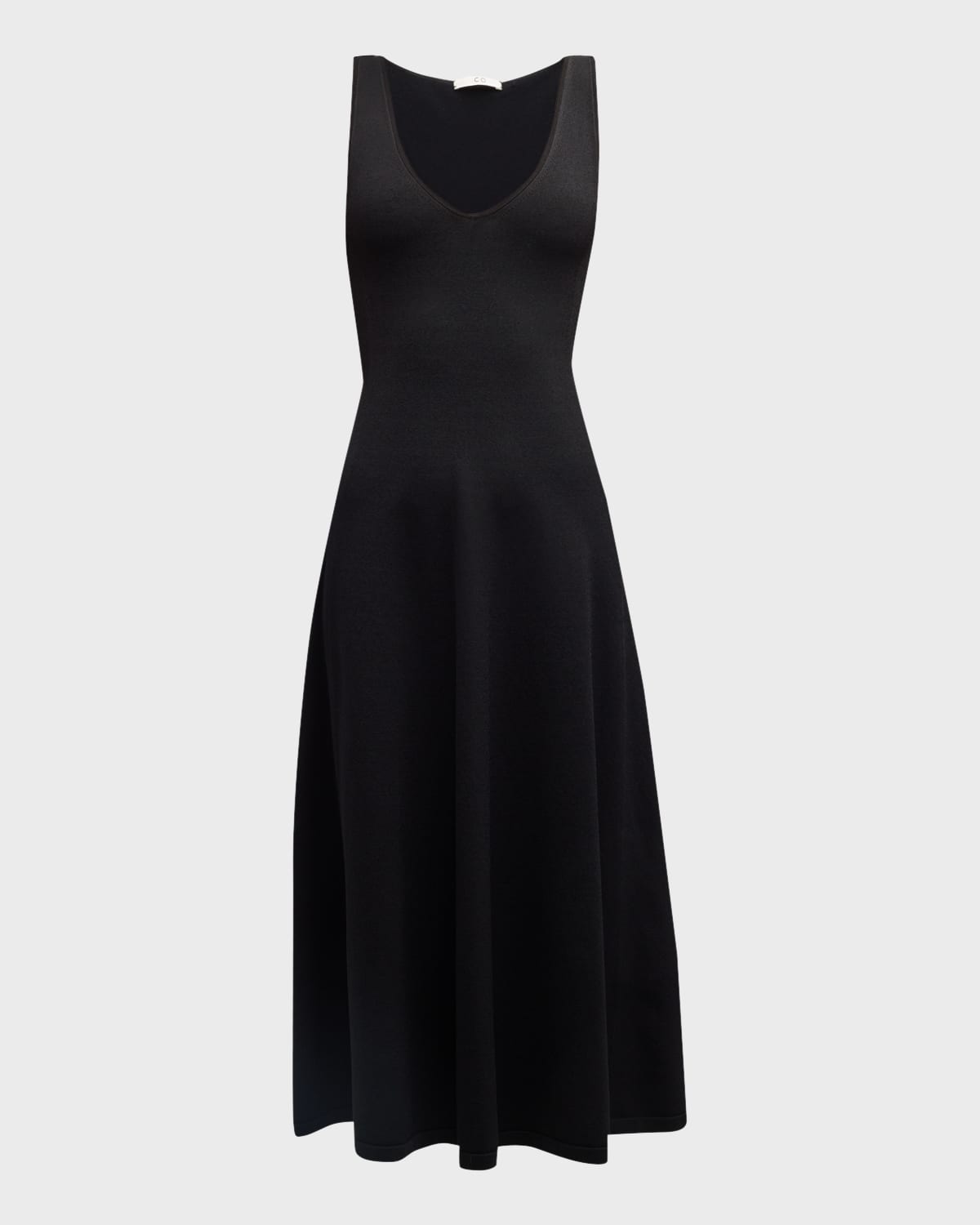 Effortless Elegance: Round Neck Sleeveless Midi Dress