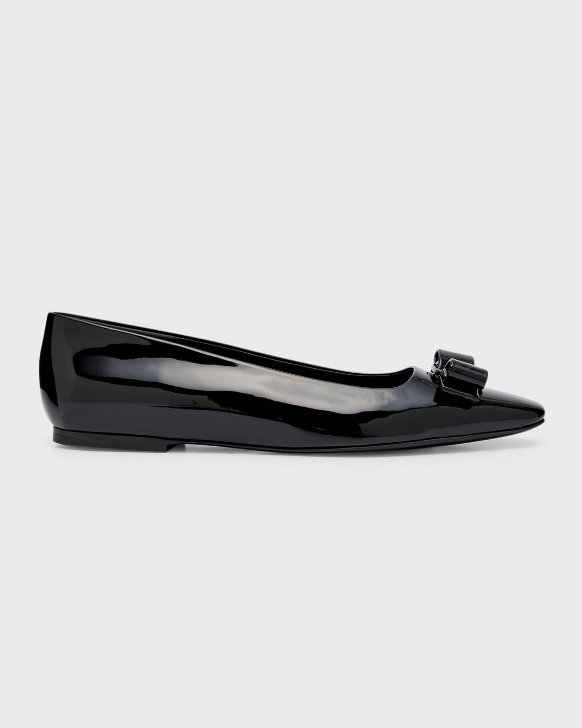 ferragamo slingback pumps