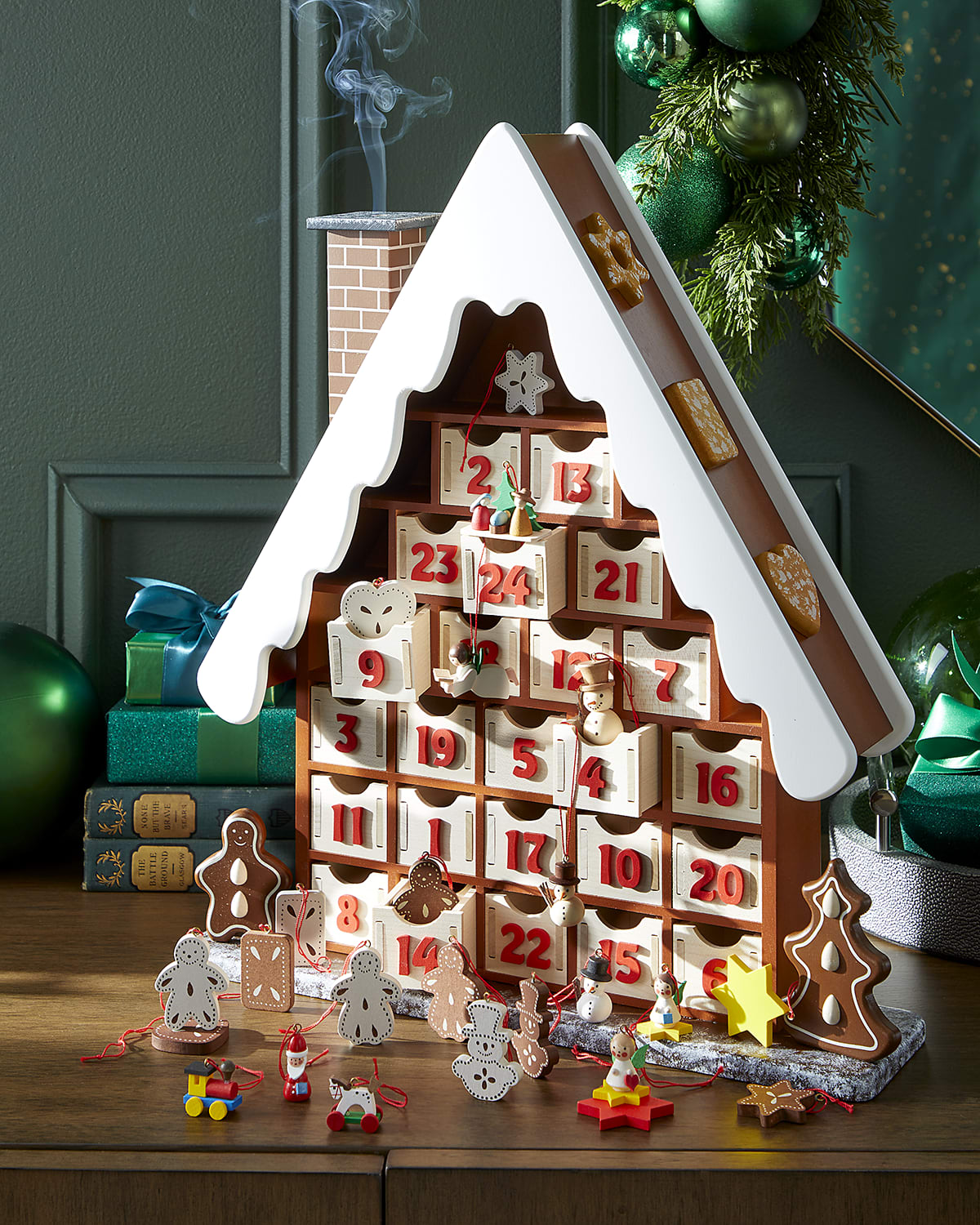 【TREJUNK】JADEX様お取置　FRUIT OF THE LOOM Ulbricht Gingerbread House Christmas Advent Calendar | Neiman Marcus