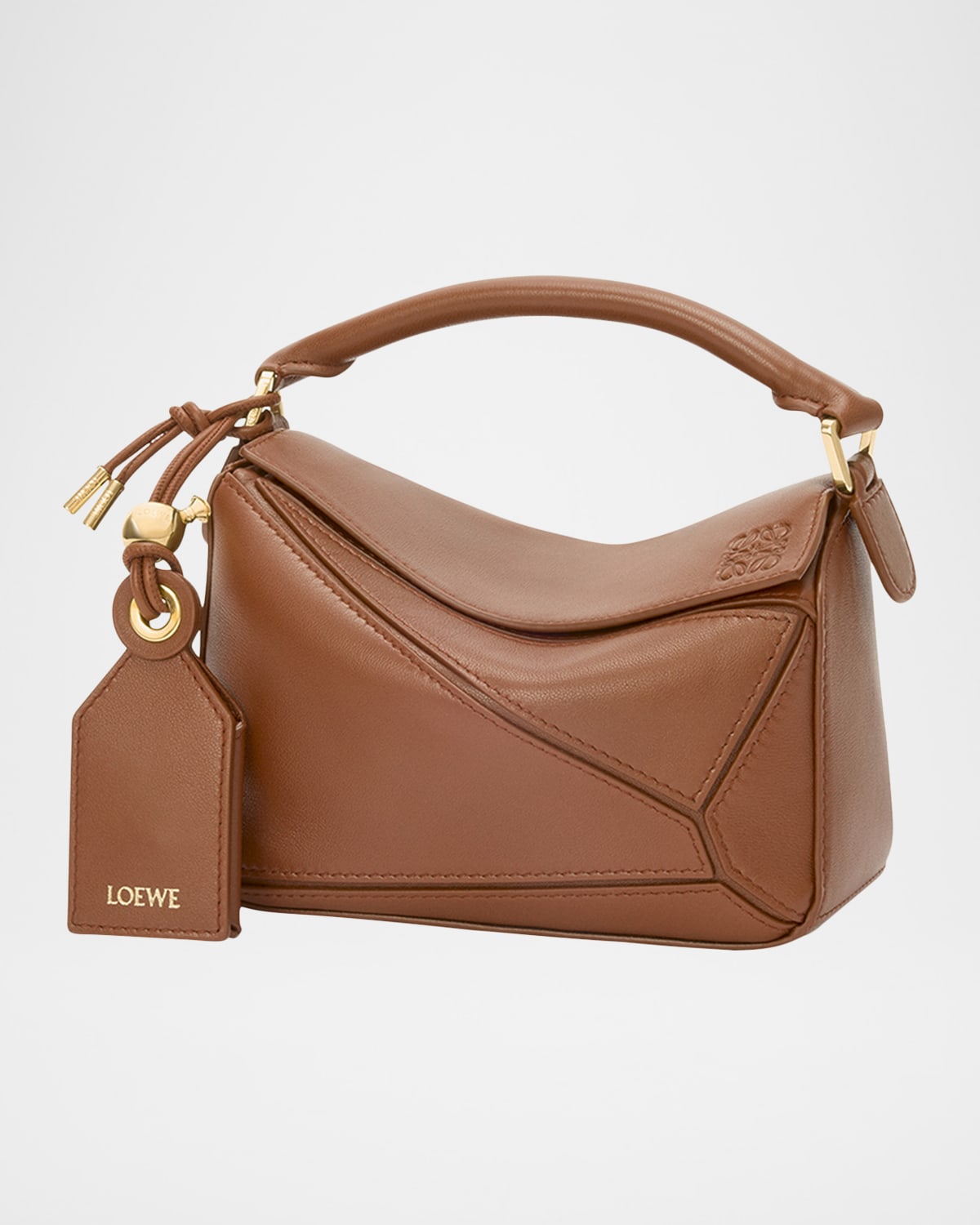 ルースパウ5　ナァコサマ Loewe Puzzle Mini Top-Handle Bag in Nappa Leather | Neiman Marcus