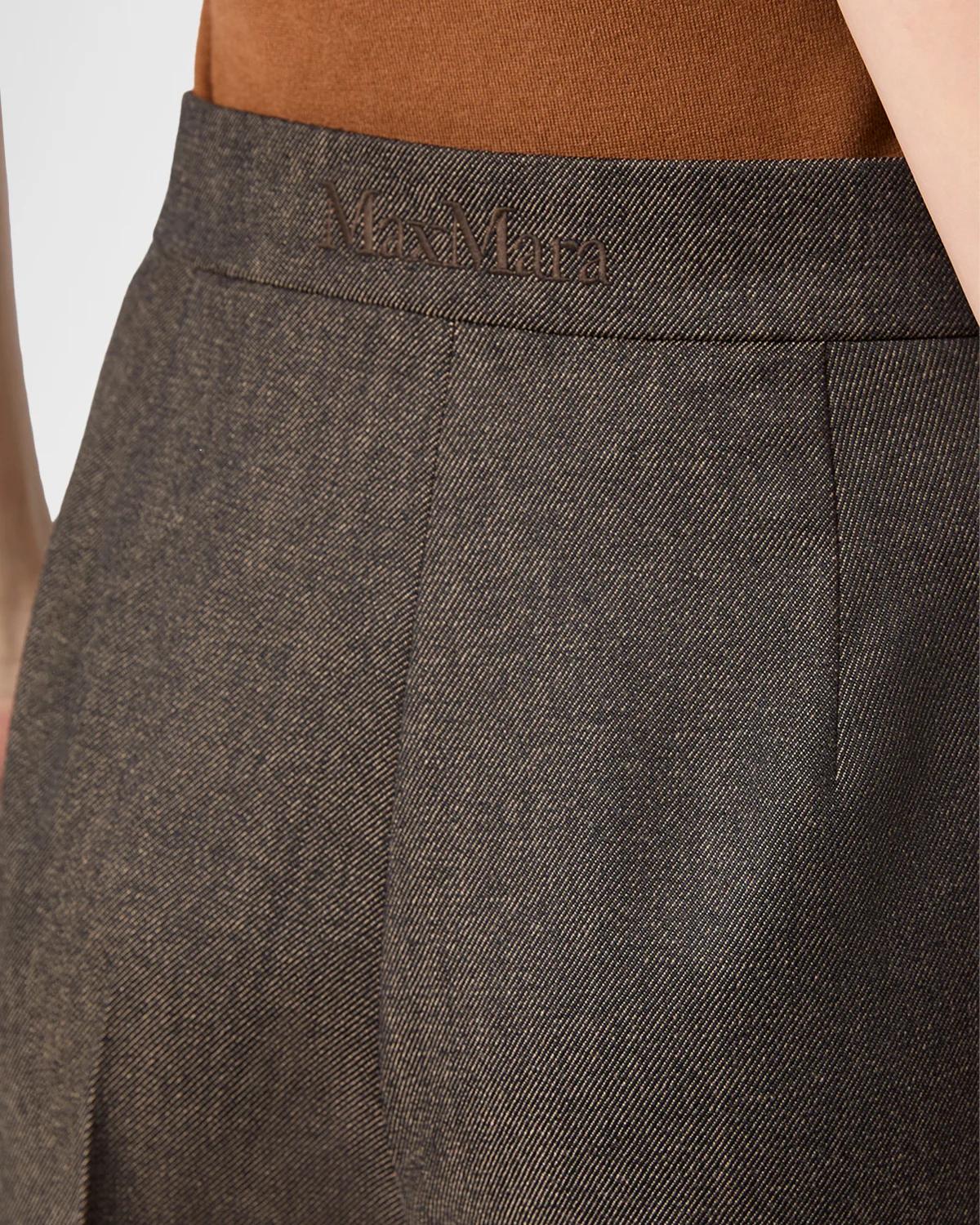 Wool Twill Wide-Leg Trousers - thumbnail 5