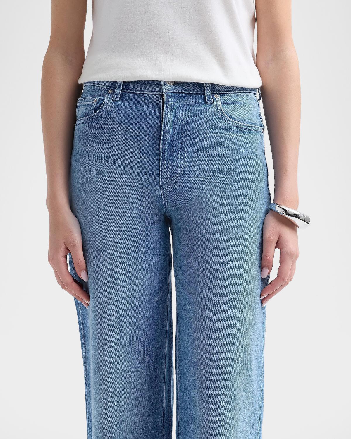 Petite Column High-Rise Jeans - thumbnail 5