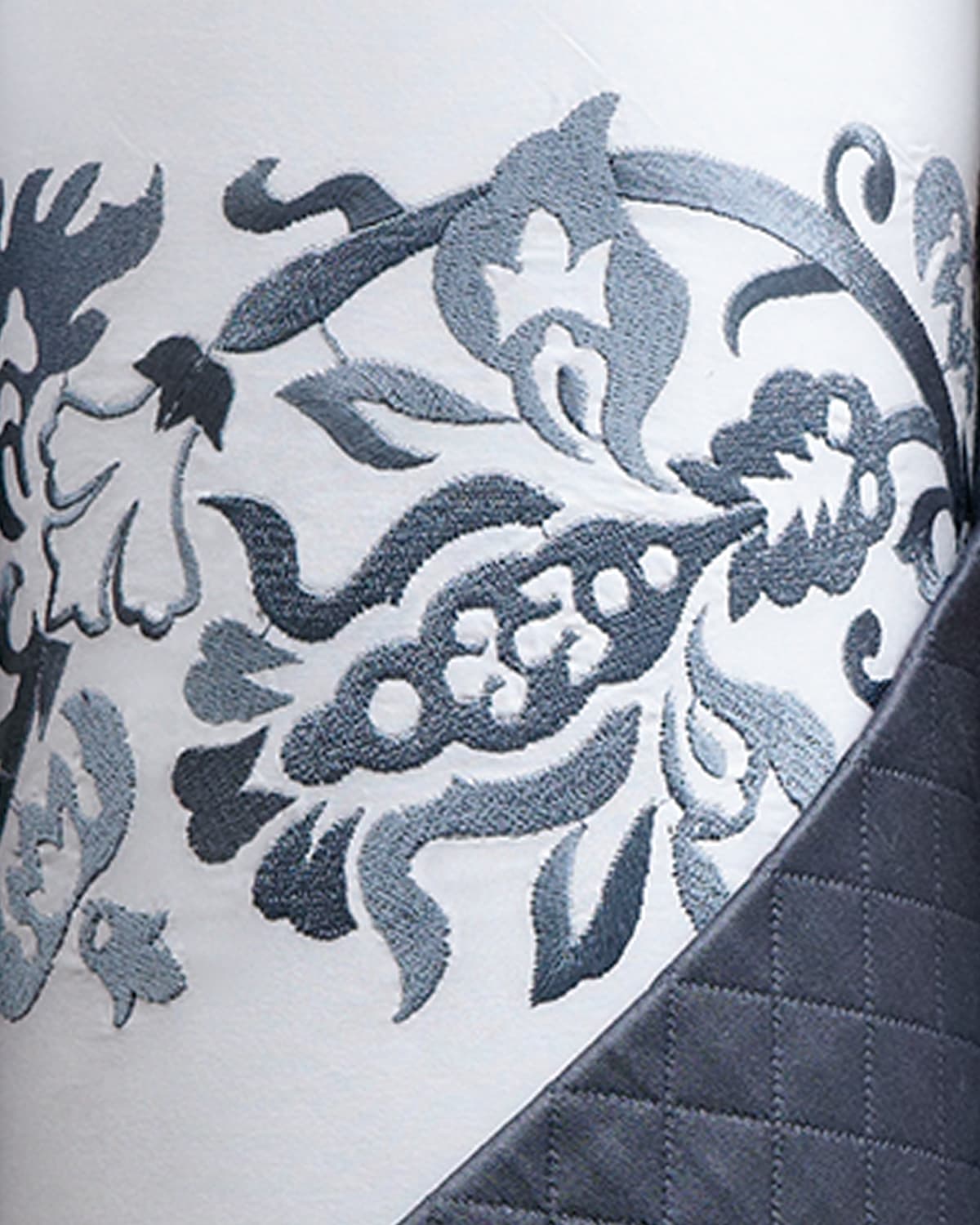 Sferra Saxon Full/Queen Embroidered Duvet Cover