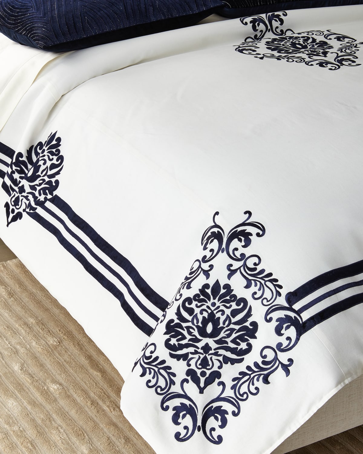 Callisto Home Estevo Linen Duvet, Queen | Thumbnail 4