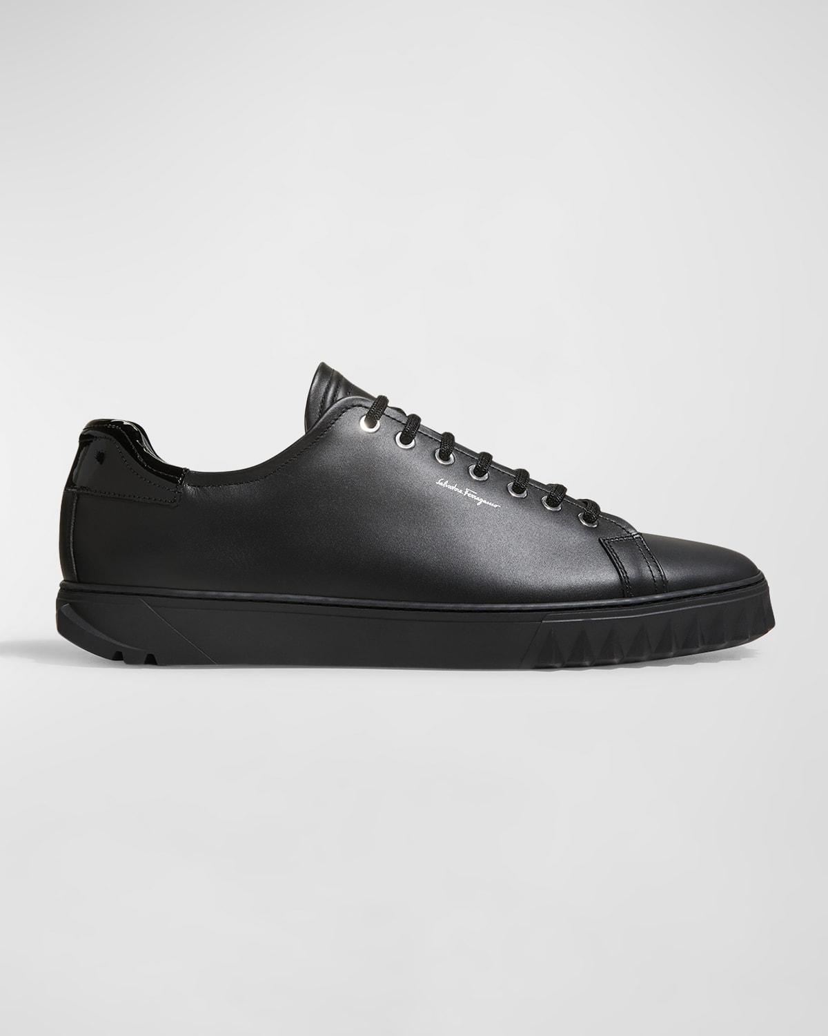 mens low top leather sneakers