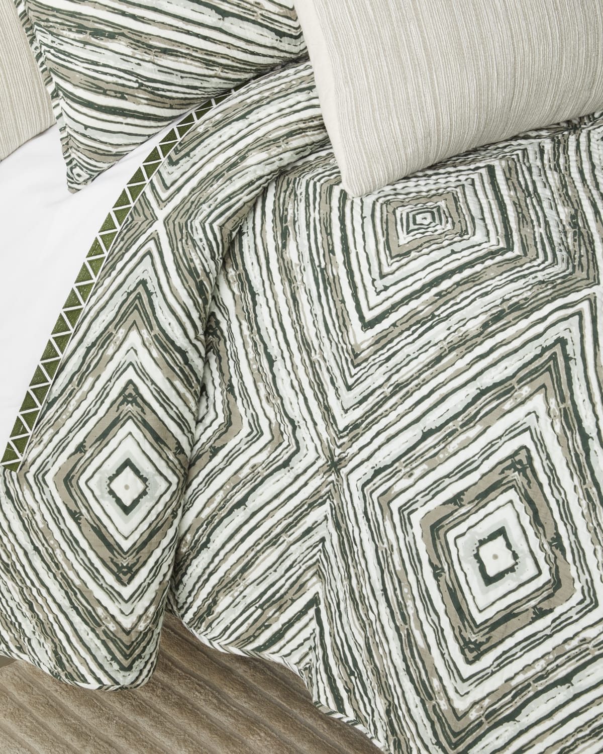 Amity Home Kingston King Quilt In Green ModeSens