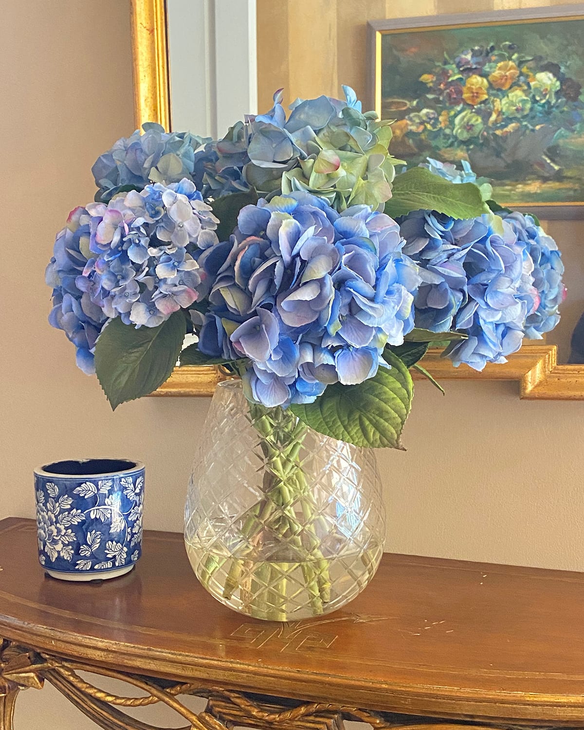 Winward Home Hydrangea Mix Faux Floral Arrangement in Vase | Thumbnail 4