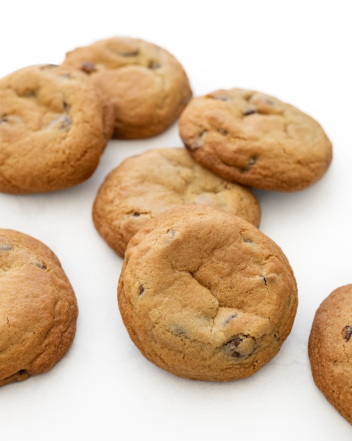 Celli's Chocolate Chips Dark Chocolate Sea Salt Oversized Cookies