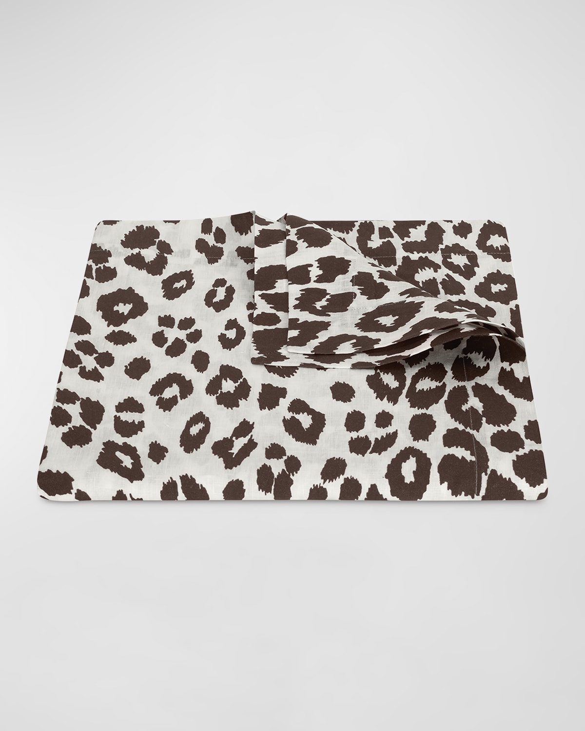 Matouk Schumacher Iconic Leopard Tablecloth, 70" x 126" | Thumbnail 4 Matouk Schumacher Iconic Leopard Tablecloth, 70" x 126" | Thumbnail 4