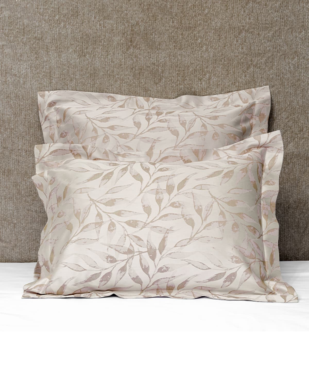 Signoria Firenze Argentario 500 Thread Count Jacquard Sham | Thumbnail 4 Signoria Firenze Argentario 500 Thread Count Jacquard Sham | Thumbnail 4