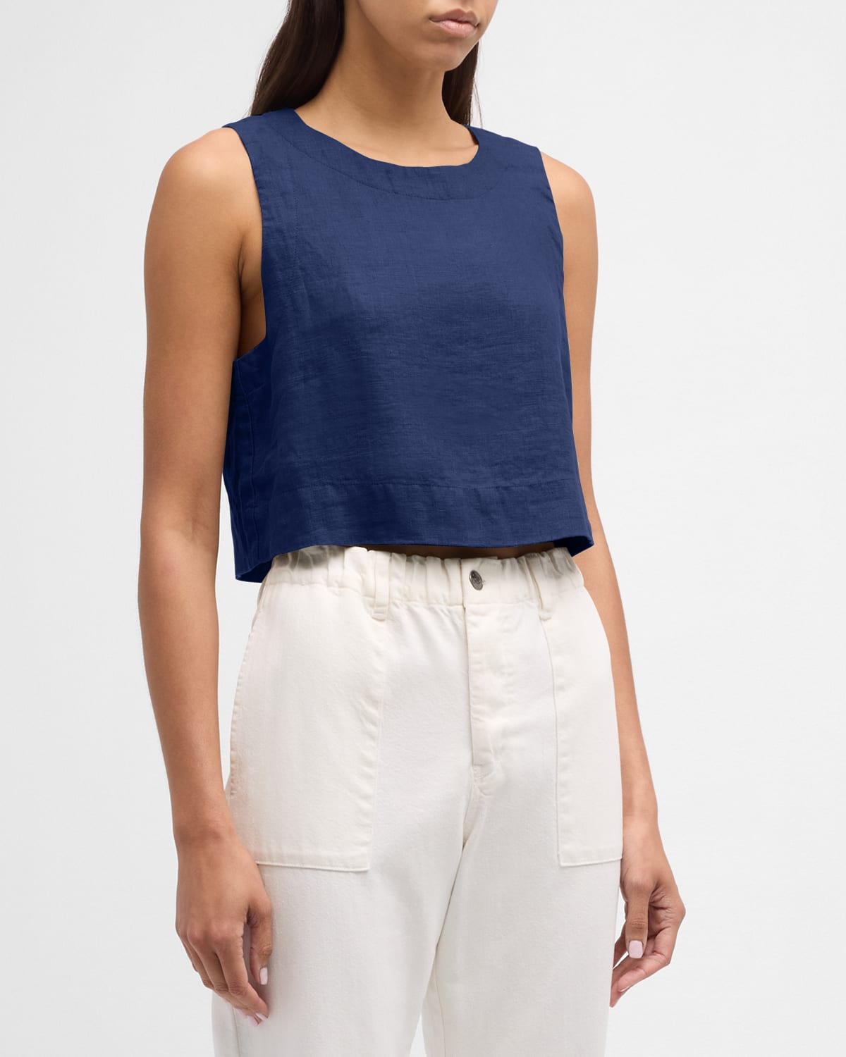 Xirena Robbie Sleeveless Linen Crop Top