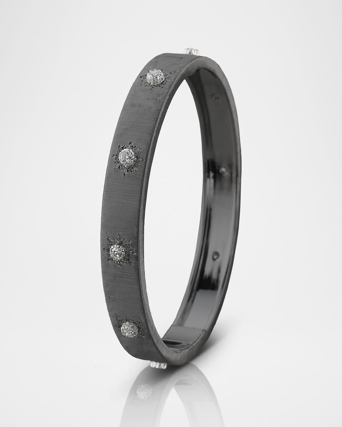 Buccellati Macri Classica 18K White Gold Diamond Bangle Bracelet