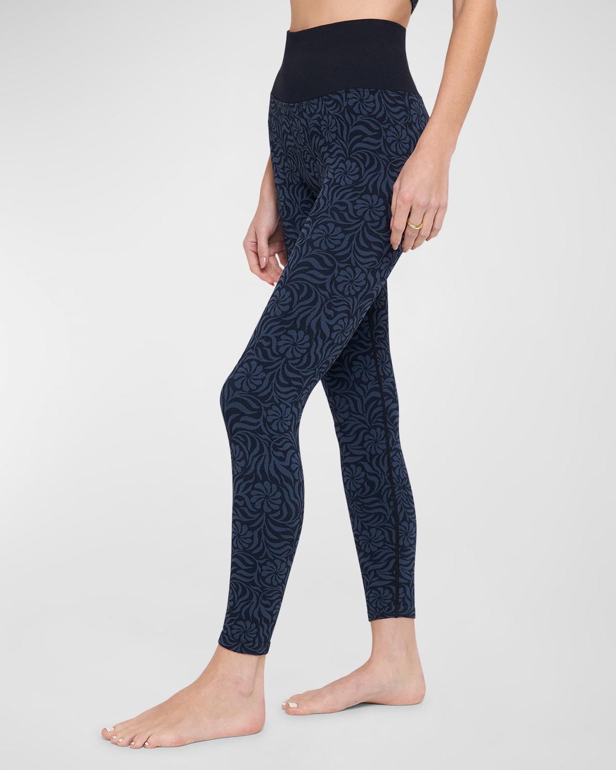 Spiritual Gangster Seamless Floral Jacquard 7/8 Leggings