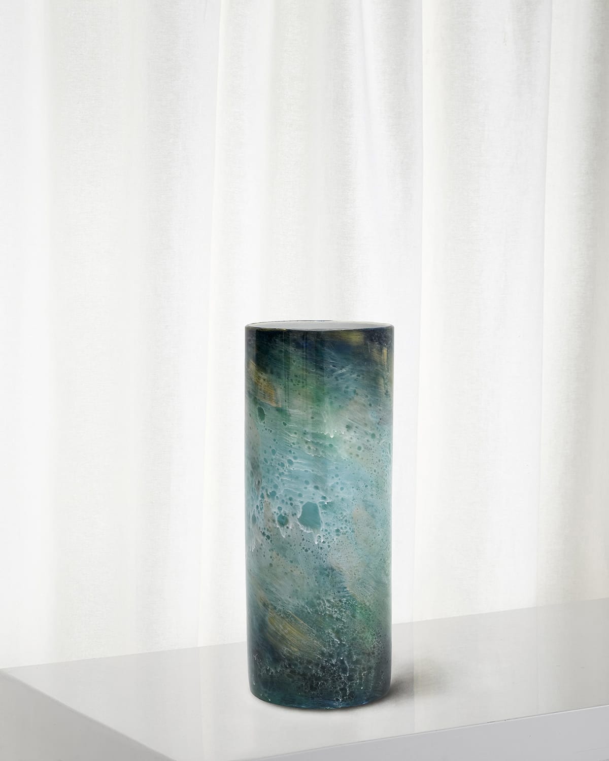 Winward Home Gradient Cylinder Vase | Thumbnail 3