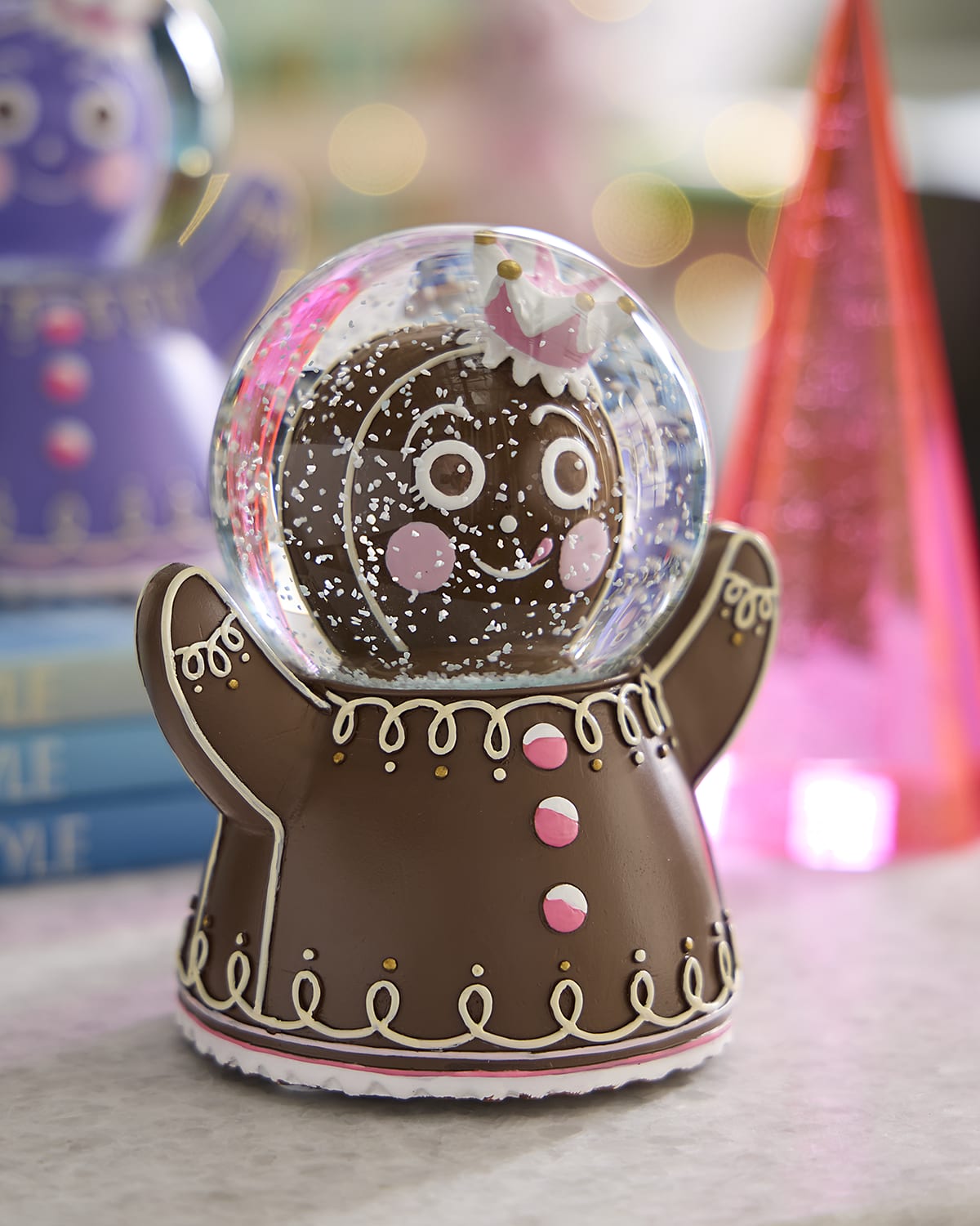 Glitterville Ginger Dough Waterdome, Brown