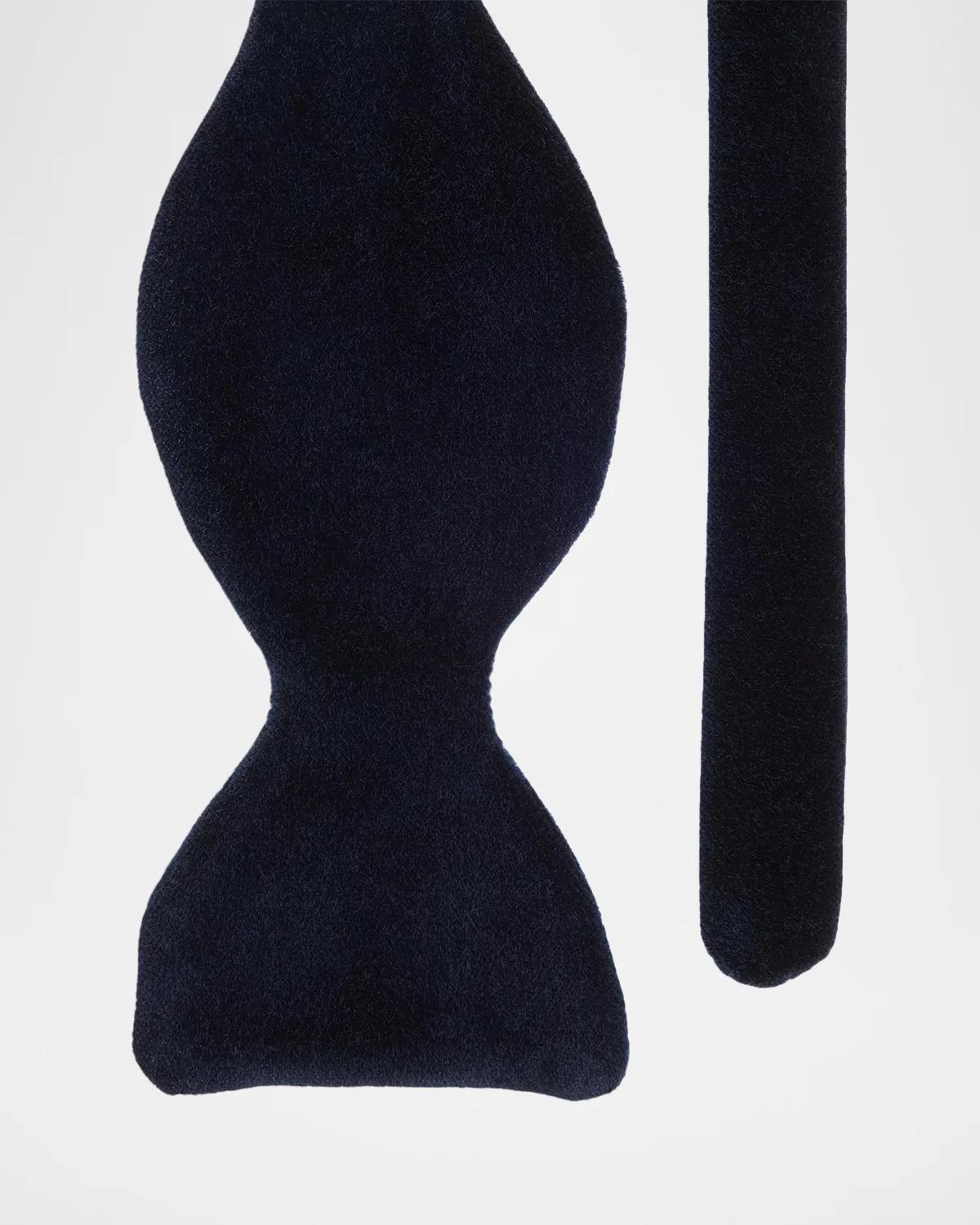 Men & apos;s Velvet and Peau de Soie Bow Tie
