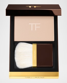 Cle de Peau Beaute Refining Pressed Powder | Neiman Marcus