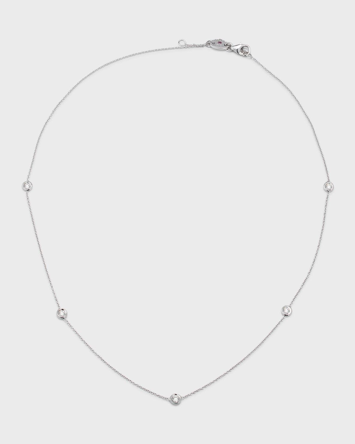 A silver necklace