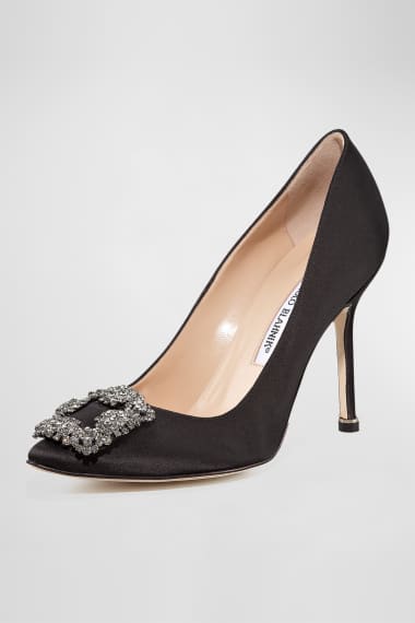 neiman marcus black pumps